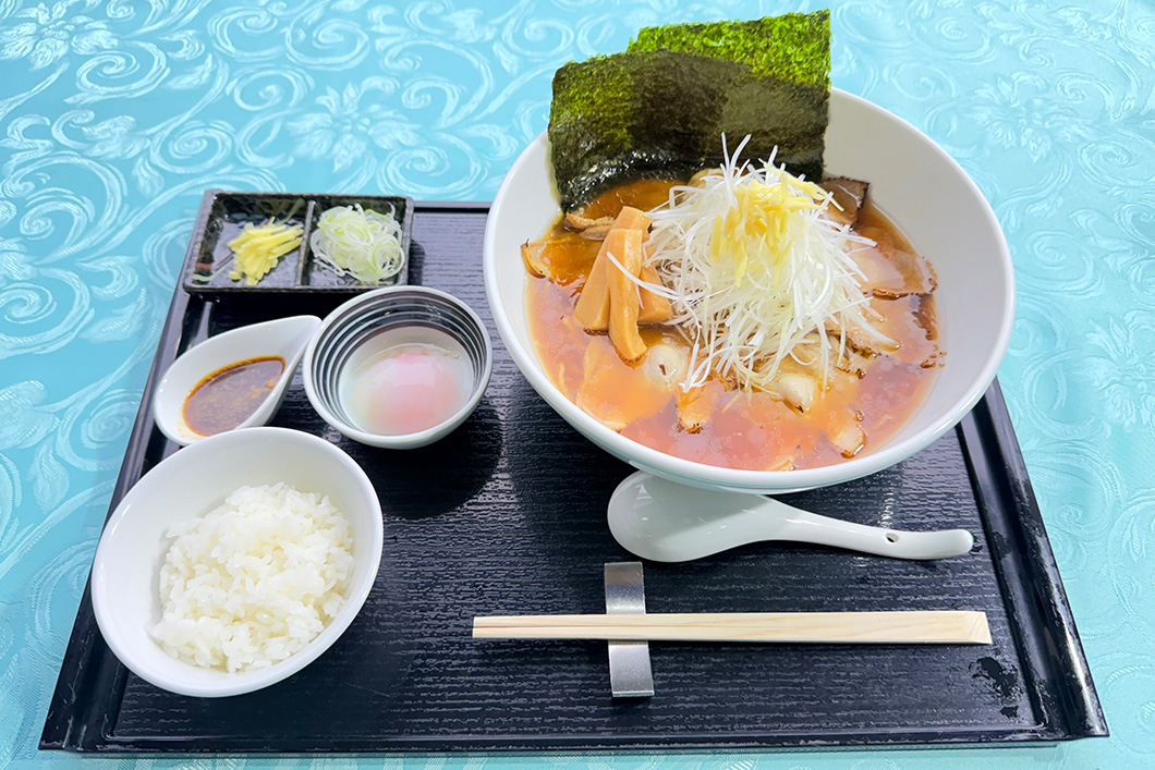 炙りチャーシューの生姜醤油ラーメンセット
