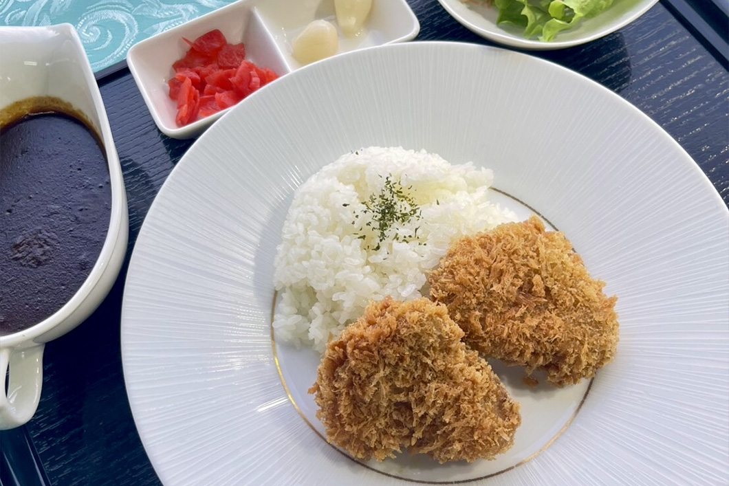 三元豚ヒレカツカレー