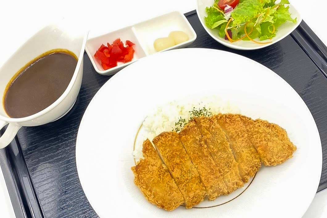 国産三元豚使用 ロースカツカレー