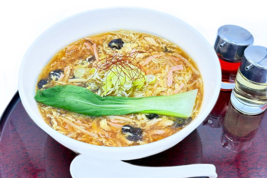人気の酸辣湯麺